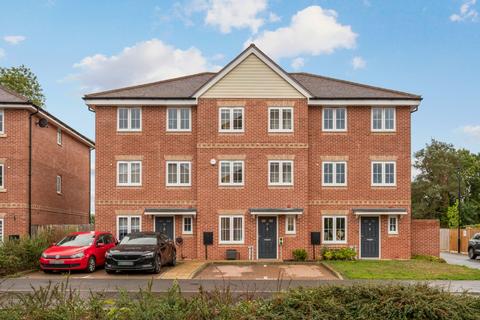 Bell Farm Way, Walton on Thames, KT12