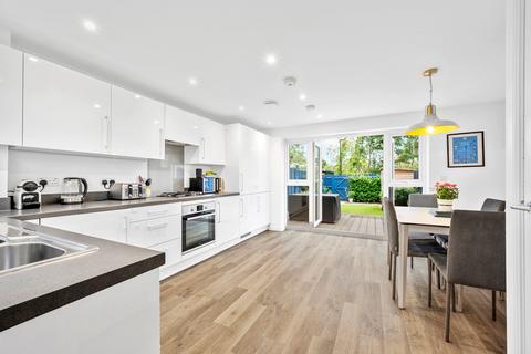 undefined, Bell Farm Way, Walton on Thames, KT12