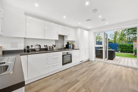 undefined, Bell Farm Way, Walton on Thames, KT12