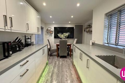 3 bedroom semi-detached house for sale, Fenham, Newcastle upon Tyne NE5