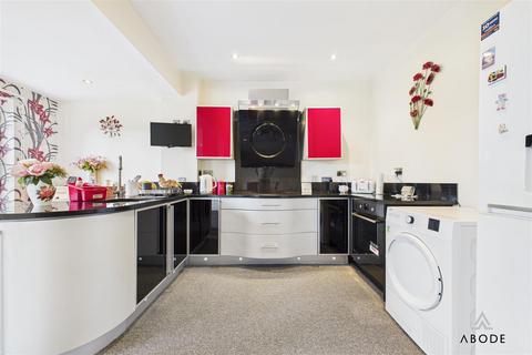 undefined, Alexandra Crescent, Uttoxeter ST14