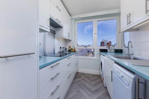 1 bedroom flat for sale, Chelsea Manor Gardens, Chelsea SW3