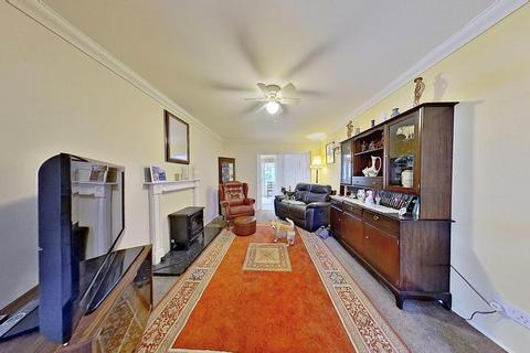 3 bedroom semi-detached house for sale, Maydowns Road, Chestfield, Whitstable, CT5 3LN