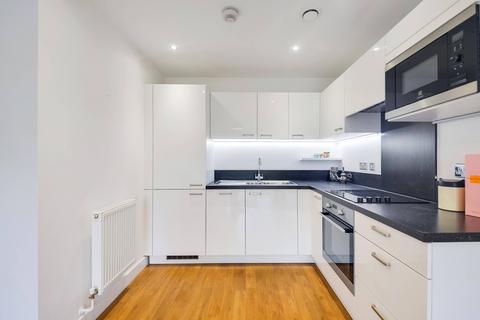 1 bedroom apartment for sale, at Ferdinand Court, London SE6