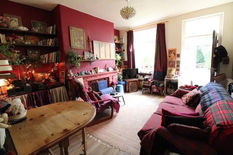 2 bedroom terraced house for sale, Lime Street, Haworth, Keighley, BD22