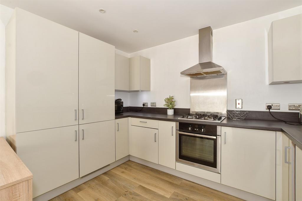 Lounge/Kitchen