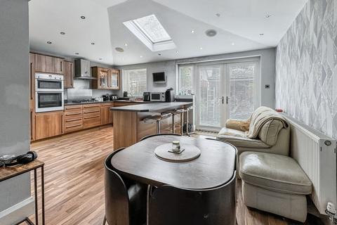 undefined, Willow Road, Prestwich, M25
