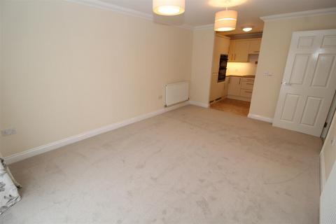 2 bedroom apartment for sale, Lydgate Court, Bury St. Edmunds IP33