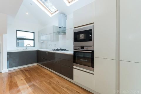 undefined, Crebor Street, London