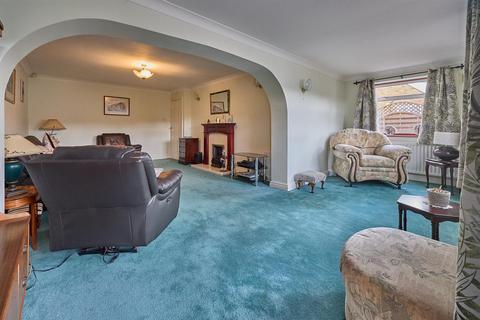 undefined, Chatsworth Close, Burbage, Hinckley