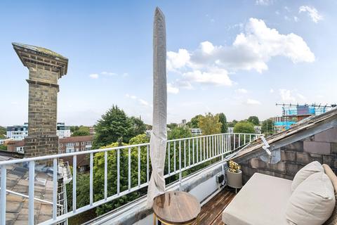 Flat 1, The Coach House, 55 Putney Hill, London, SW15 6RZ