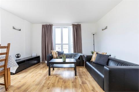 2 bedroom flat for sale, Dryden Building, 37 Commercial Road, London, E1