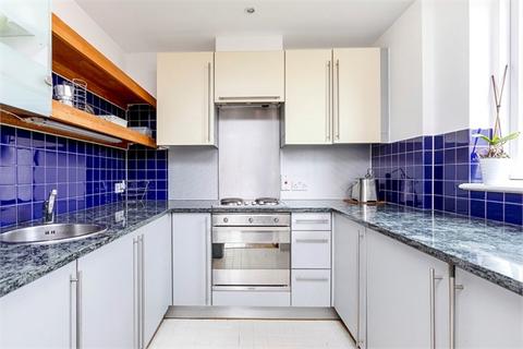 2 bedroom flat for sale, Dryden Building, 37 Commercial Road, London, E1