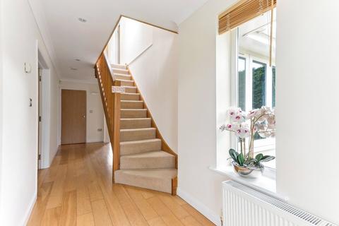 17 Gossmore Lane, Marlow, SL7 1QQ