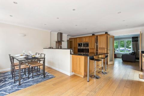 17 Gossmore Lane, Marlow, SL7 1QQ
