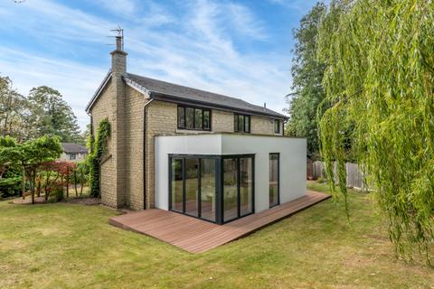 4 bedroom detached house for sale, Oakridge Court, Bingley, West Yorkshire, BD16