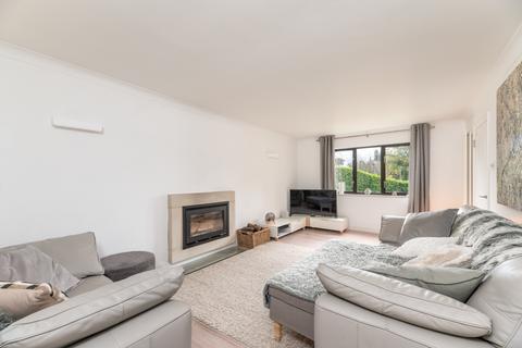 4 bedroom detached house for sale, Oakridge Court, Bingley, West Yorkshire, BD16