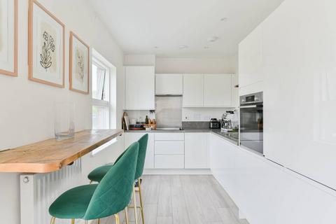 1 bedroom flat for sale, Palace Road, Streatham, London, SW2