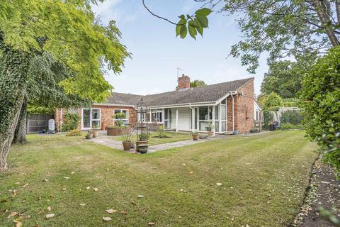 3 bedroom bungalow for sale, Ashtead