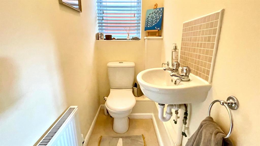 2 piece cloakroom
