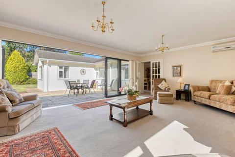 4 bedroom detached bungalow for sale, Chain Free in North Runcton
