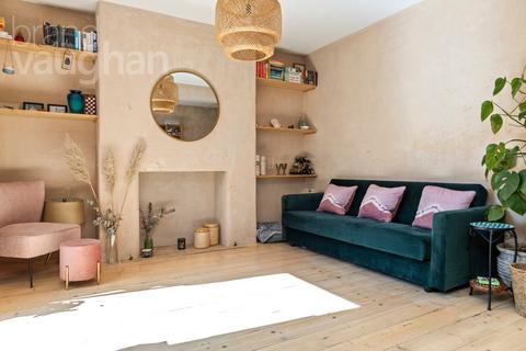 2 bedroom flat for sale, Preston Road, Brighton, East Sussex, BN1