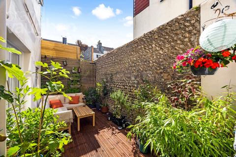 2 bedroom flat for sale, Preston Road, Brighton, East Sussex, BN1