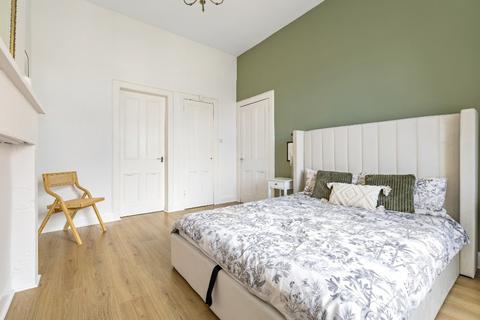 2 bedroom apartment to rent, Valleyfield Street, Meadows, Edinburgh, EH3