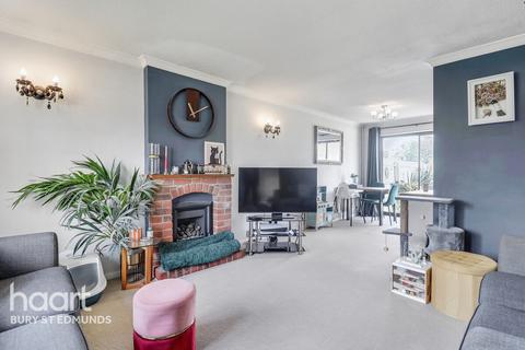 3 bedroom terraced house for sale, Browse Close, Bury St Edmunds