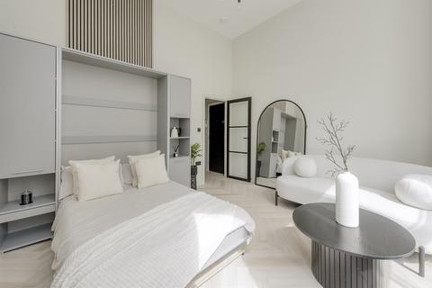 Studio for sale, Longridge Road, London, SW5