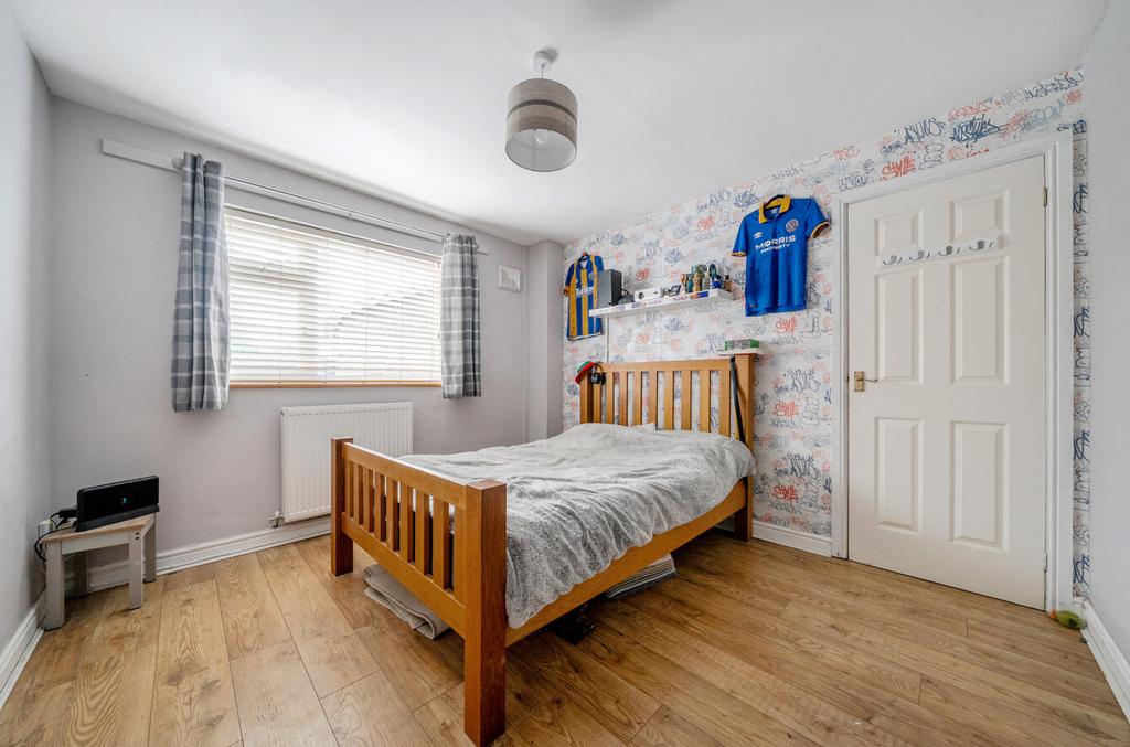 1347399-3-68b8a79...