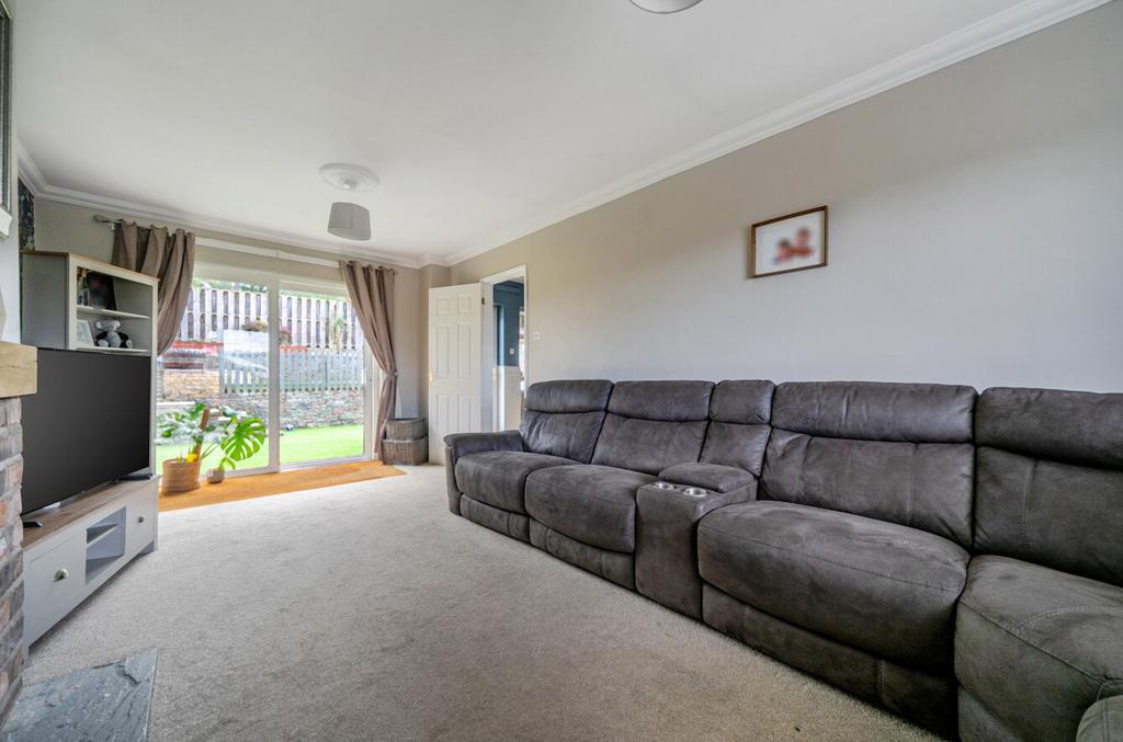 1347399-13-68b8a7...