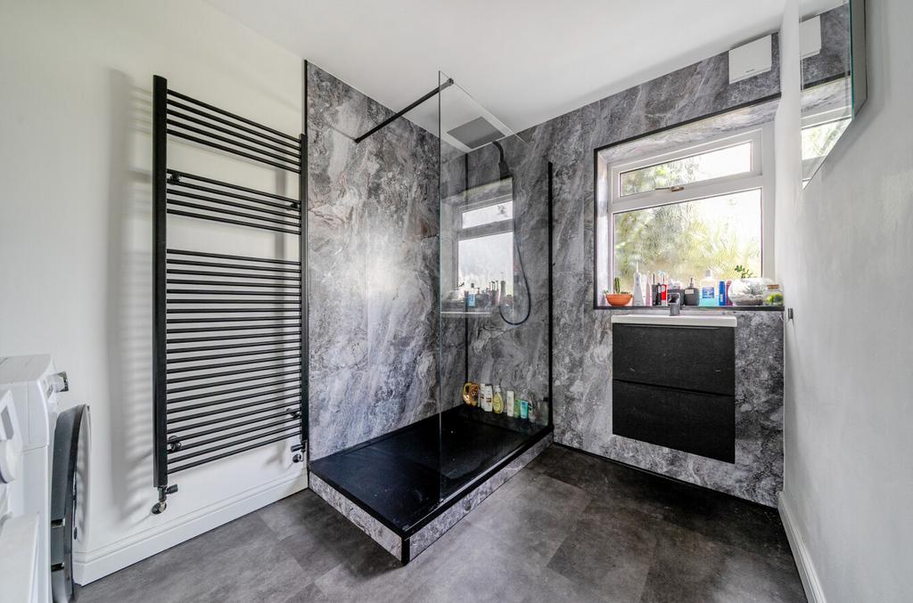 1347399-8-68b8a79...