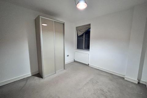 2 bedroom apartment to rent, Park Road, PETERBOROUGH PE1
