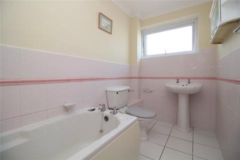 2 bedroom apartment for sale, Ashley Court, Kenilworth Close, New Milton, Hampshire, BH25