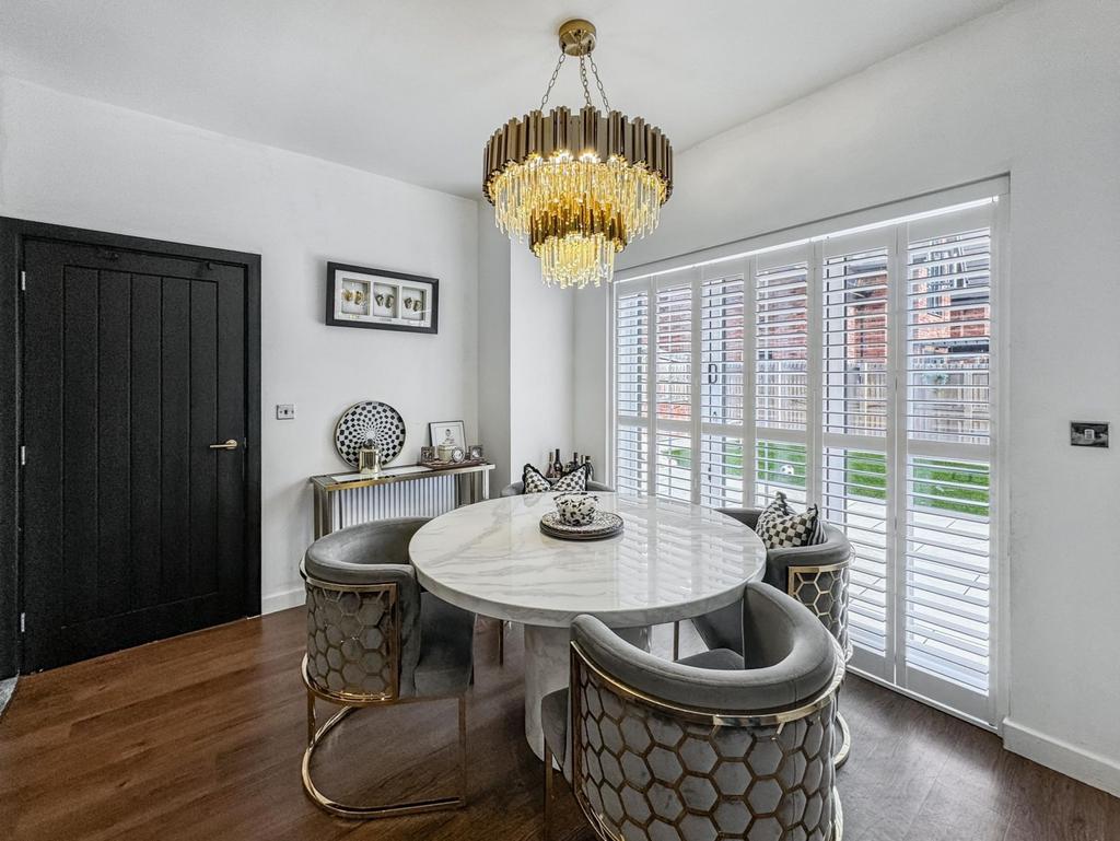 Open Plan Kitchen / Diner / Lounge Area