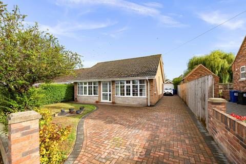 3 bedroom bungalow for sale, Seaford Road, Cleethorpes DN35