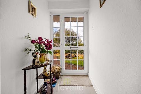 3 bedroom bungalow for sale, Seaford Road, Cleethorpes DN35