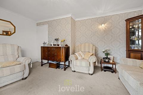 3 bedroom bungalow for sale, Seaford Road, Cleethorpes DN35