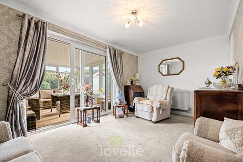 3 bedroom bungalow for sale, Seaford Road, Cleethorpes DN35