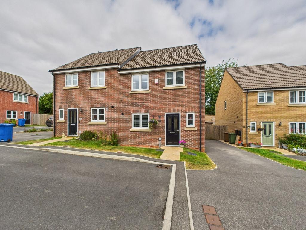 3 Bedroom Semi Detached House - For Sale