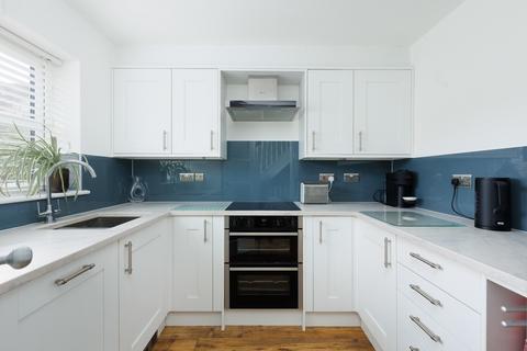 3 bedroom terraced house for sale, St Andrews Mews