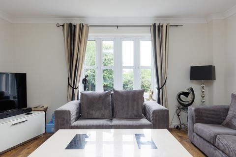 3 bedroom terraced house for sale, St Andrews Mews