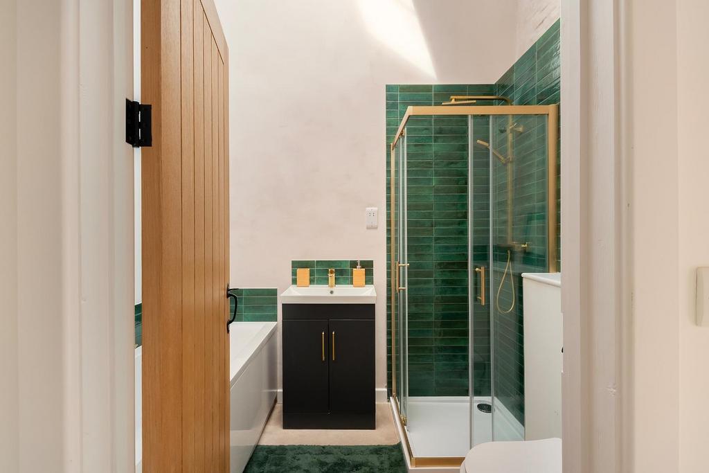 TCHWE - Bathroom C.jpg