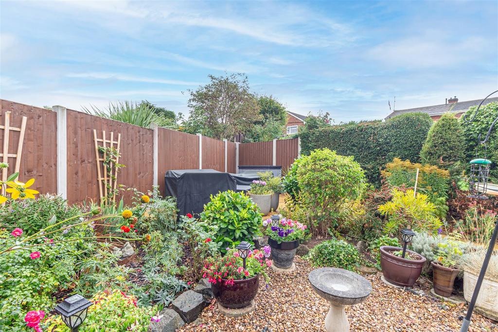 Garden-1.jpg