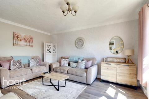 undefined, Brynhyfryd Close, Little Mill