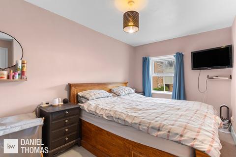 116 Osprey Road, Waltham Abbey, EN9 3TY