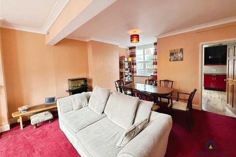 5 bedroom terraced house for sale, Linden Road, West Sussex PO21