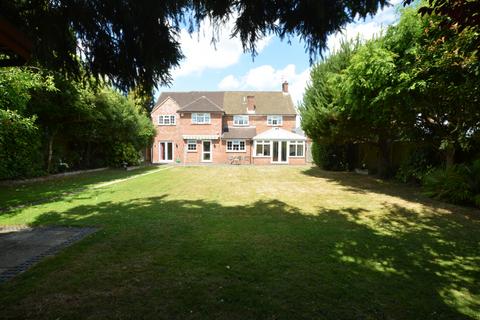 5 bedroom detached house for sale, Church Lane, Copthorne, RH10