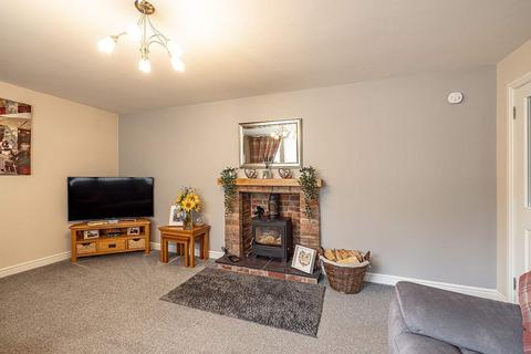 2 Dean Road, Sprouston, Kelso, TD5 8HN